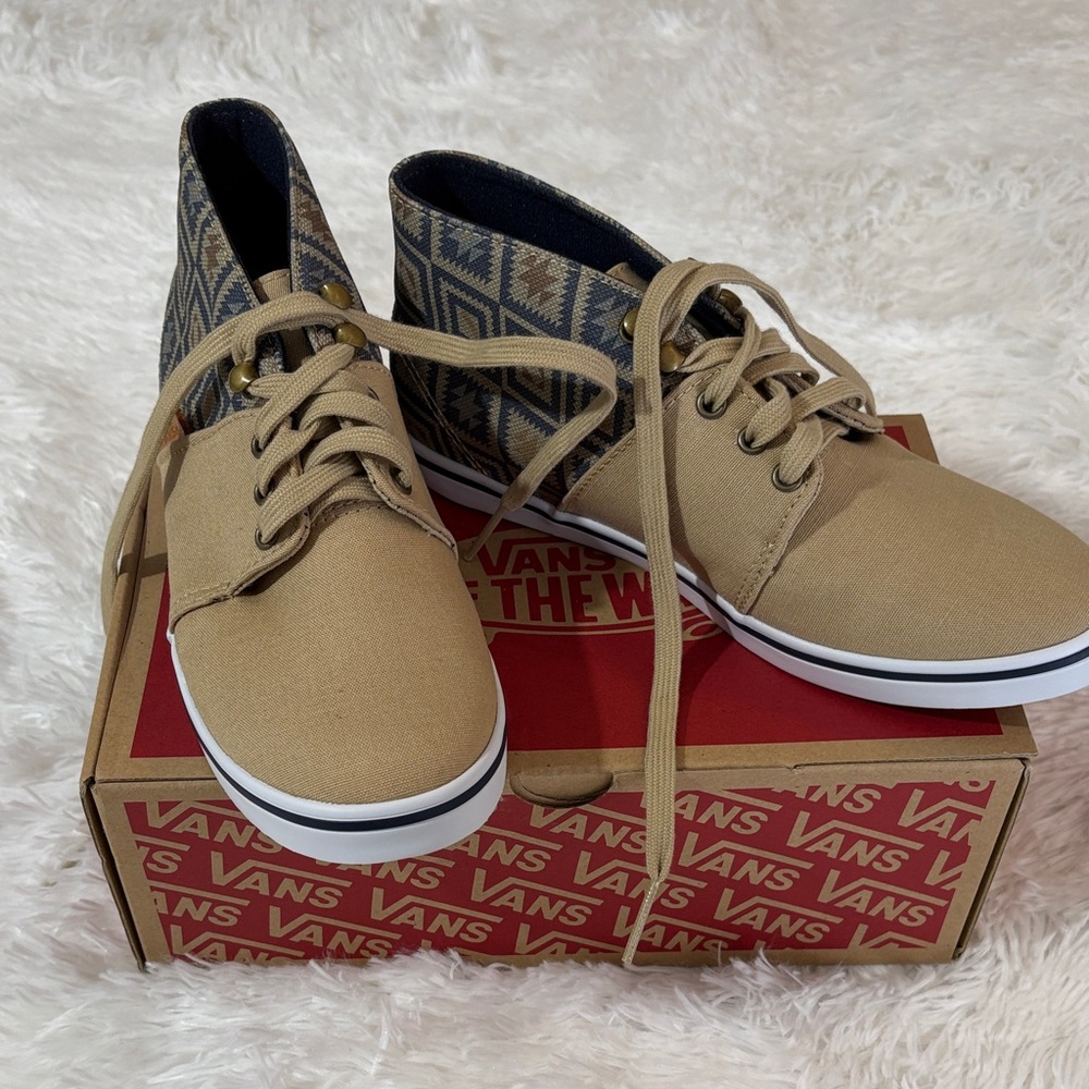 Vans Women's Tan and Patterned Ankle Boots